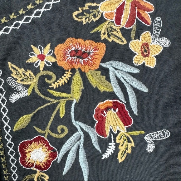 Frazzle Dark Gray Long Sleeves Embroidered Top Size Small - Picture 4 of 7